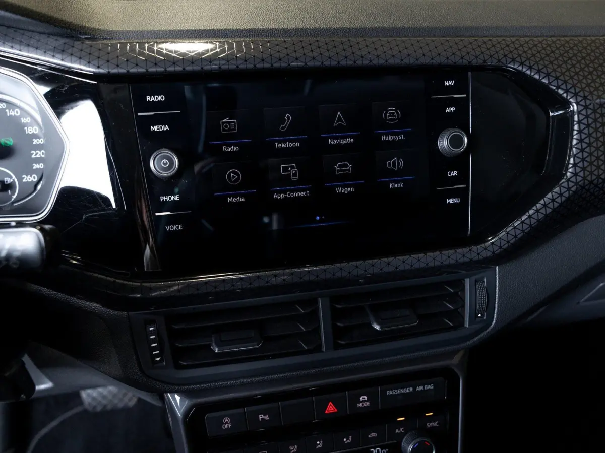 1.5 TSI Style / 150pk / Trekhaak / Achteruitrijcamera /Apple Carplay /