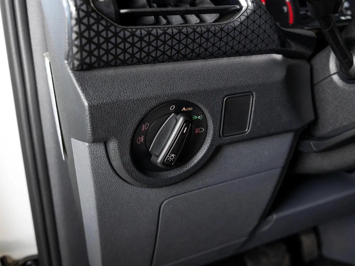 1.5 TSI Style / 150pk / Trekhaak / Achteruitrijcamera /Apple Carplay /