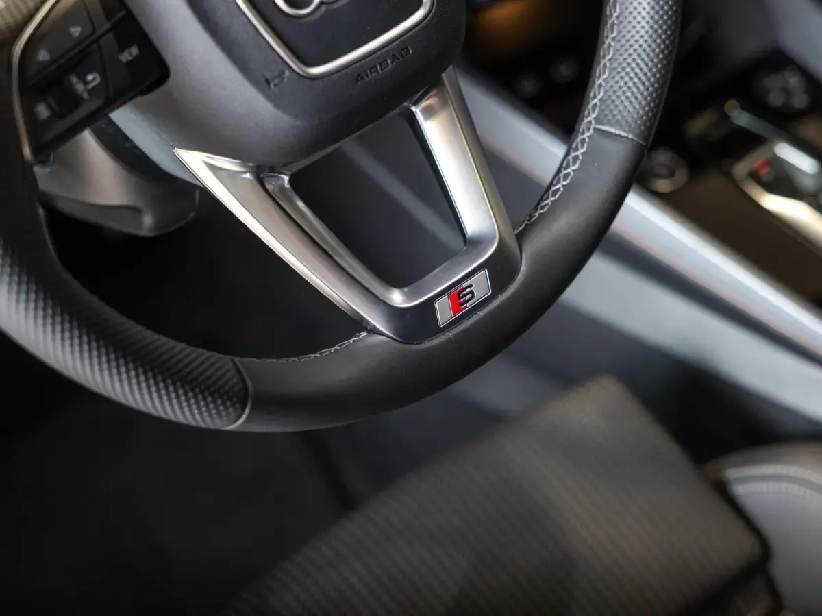 35 TFSI S-Line edition / 150pk / Panorama dak / Sonos / Achteruitrij camera /