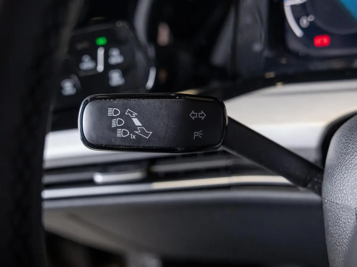 1.0 TSI Life / 110pk / Cruise / Airco / Klimaatregeling / Navigatie / Apple Carplay