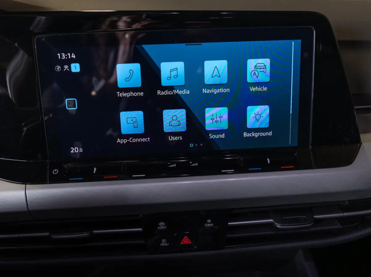 1.0 TSI Life / 110pk / Cruise / Airco / Klimaatregeling / Navigatie / Apple Carplay