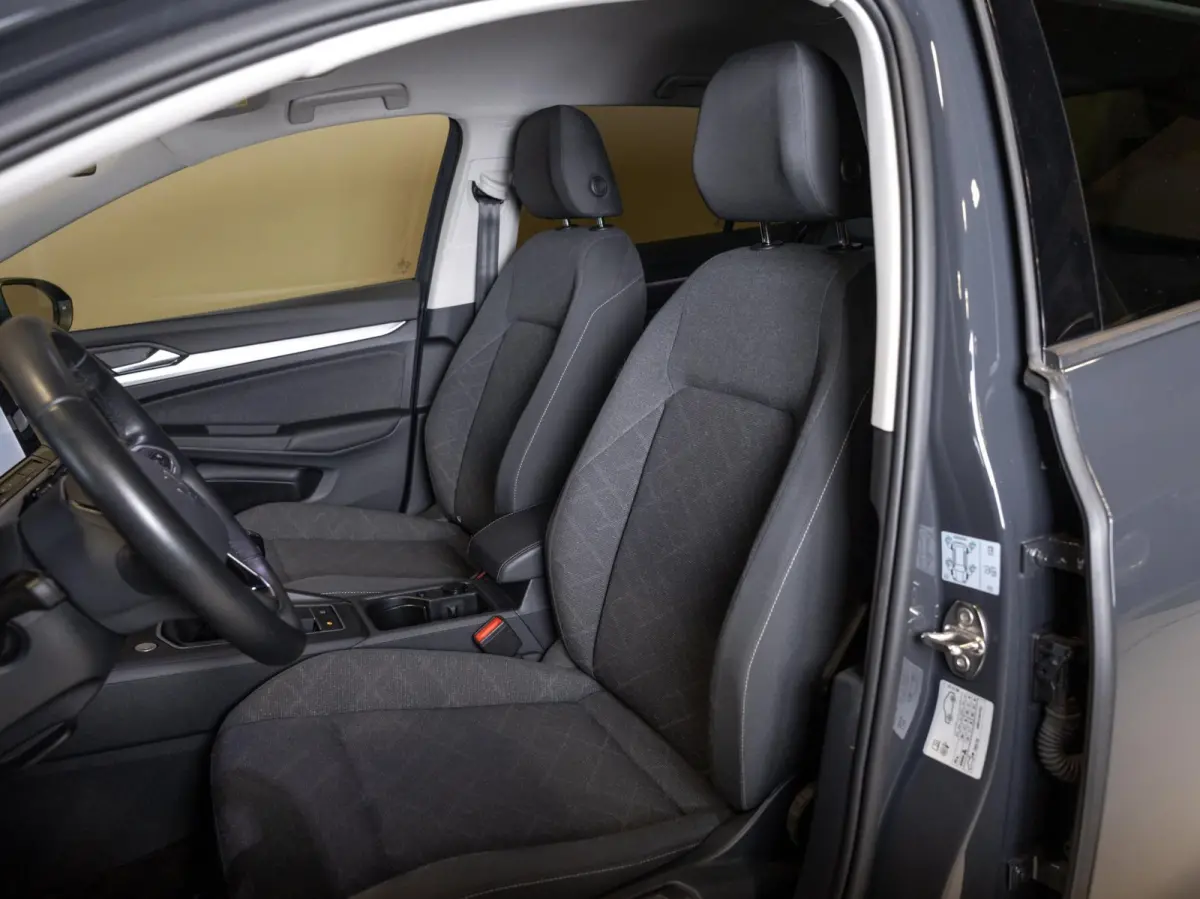 1.0 TSI Life / 110pk / Cruise / Airco / Klimaatregeling / Navigatie / Apple Carplay