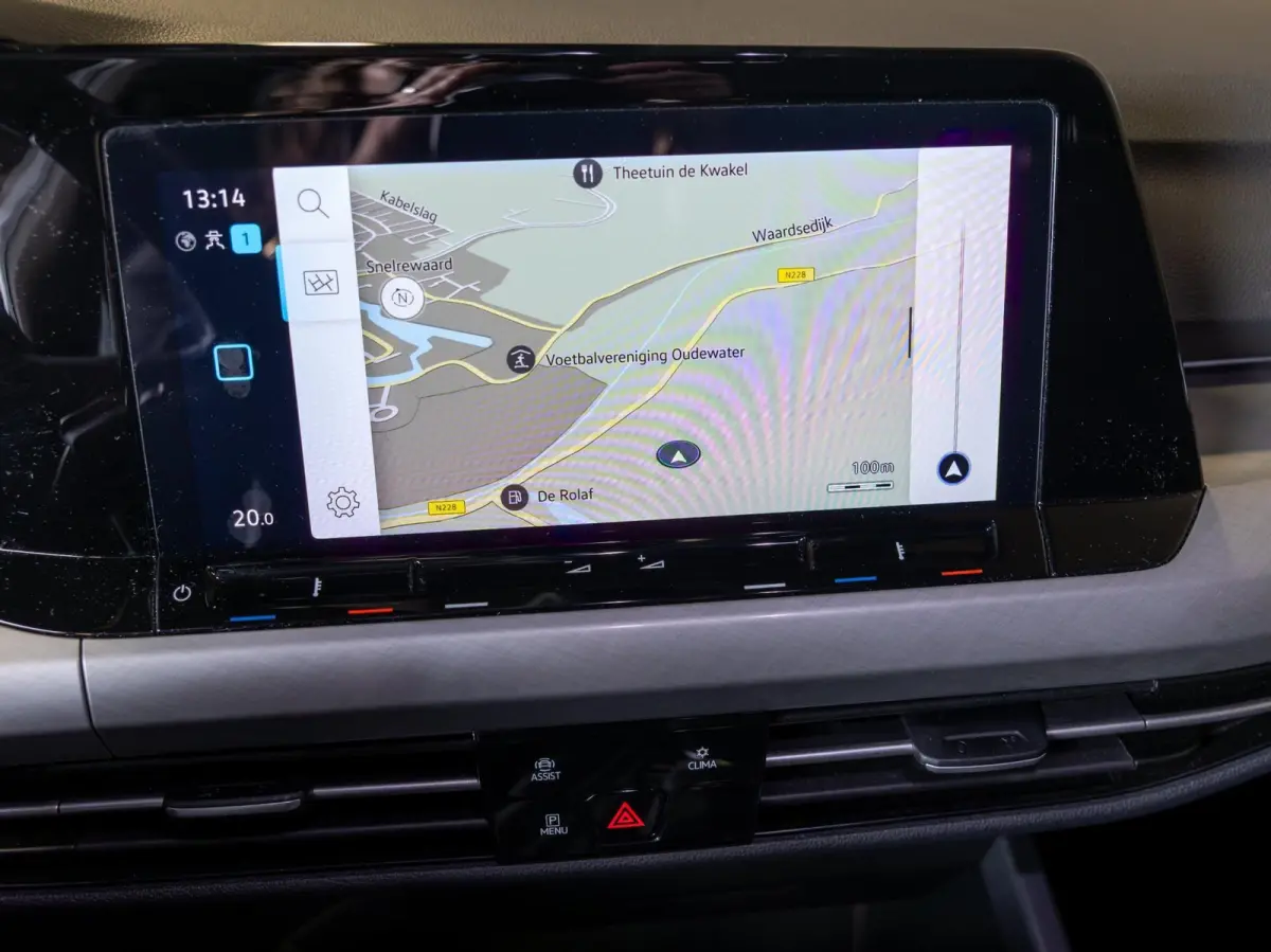1.0 TSI Life / 110pk / Cruise / Airco / Klimaatregeling / Navigatie / Apple Carplay