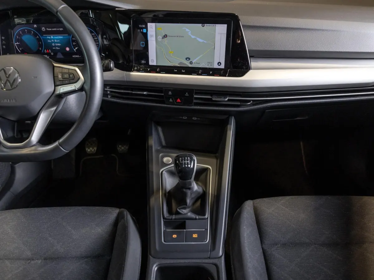 1.0 TSI Life / 110pk / Cruise / Airco / Klimaatregeling / Navigatie / Apple Carplay