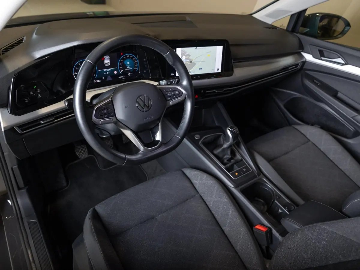 1.0 TSI Life / 110pk / Cruise / Airco / Klimaatregeling / Navigatie / Apple Carplay