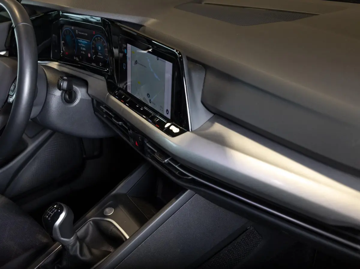 1.0 TSI Life / 110pk / Cruise / Airco / Klimaatregeling / Navigatie / Apple Carplay