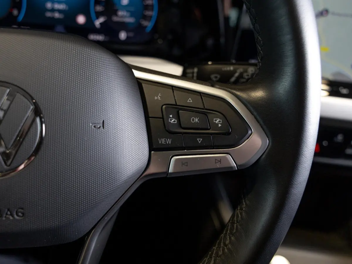 1.0 TSI Life / 110pk / Cruise / Airco / Klimaatregeling / Navigatie / Apple Carplay