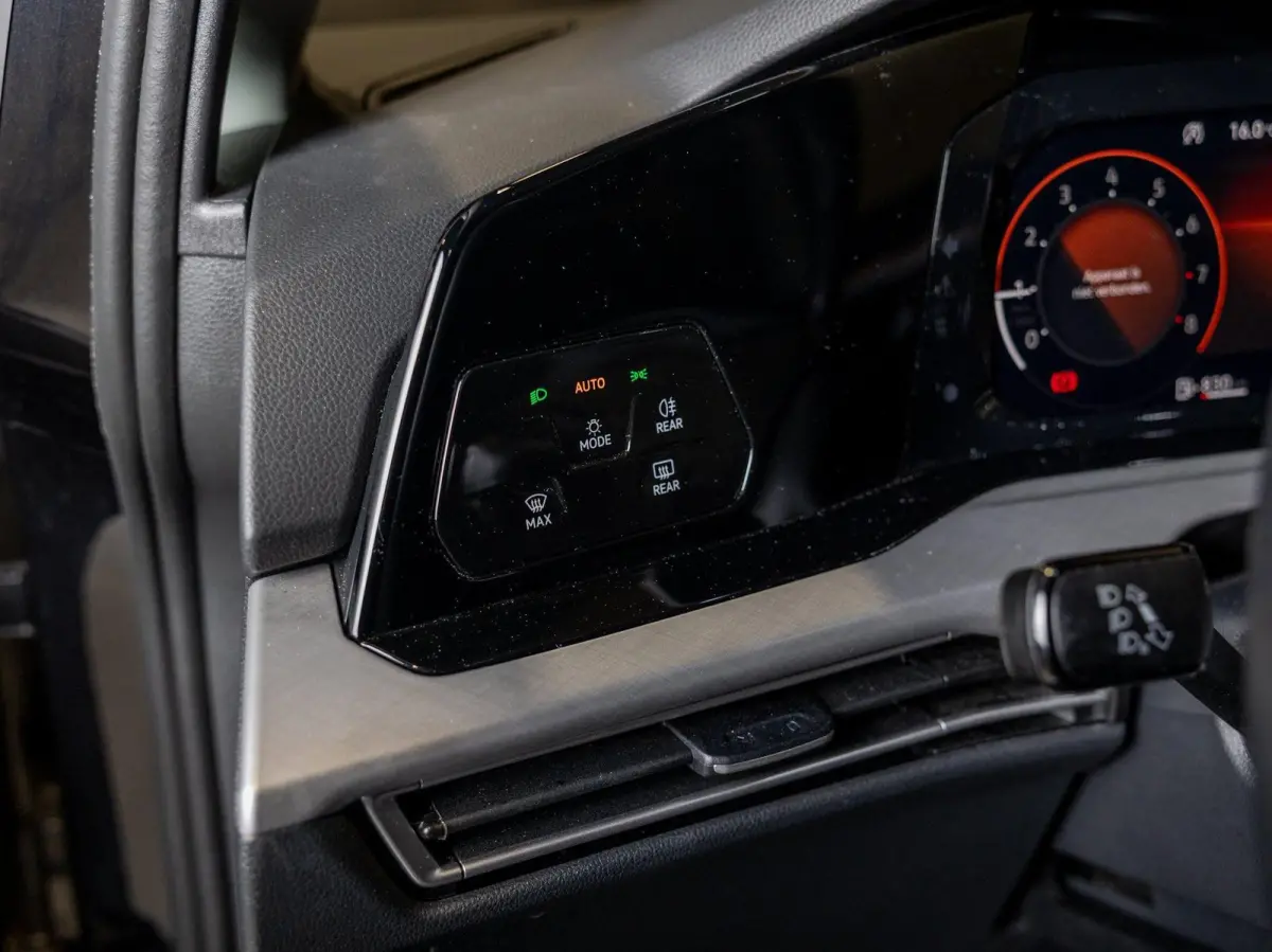 1.0 TSI Life / 110pk / Cruise / Airco / Klimaatregeling / Navigatie / Apple Carplay