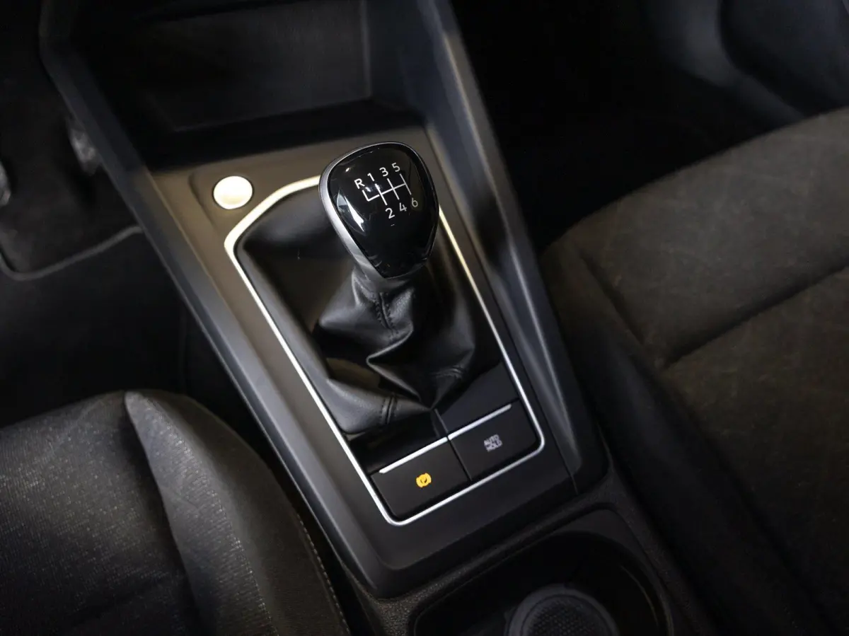 1.0 TSI Life / 110pk / Cruise / Airco / Klimaatregeling / Navigatie / Apple Carplay