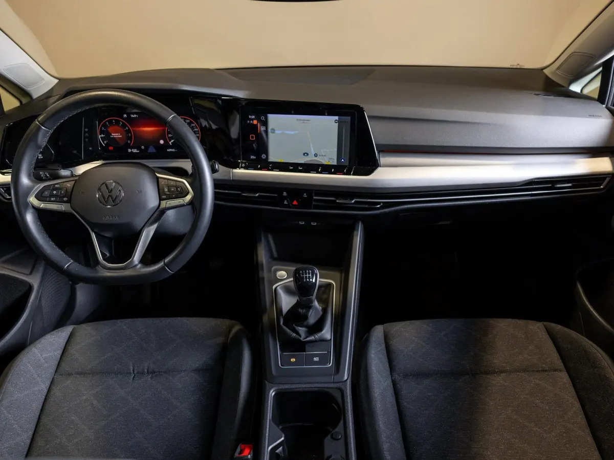 1.0 TSI Life / 110pk / Cruise / Airco / Klimaatregeling / Navigatie / Apple Carplay