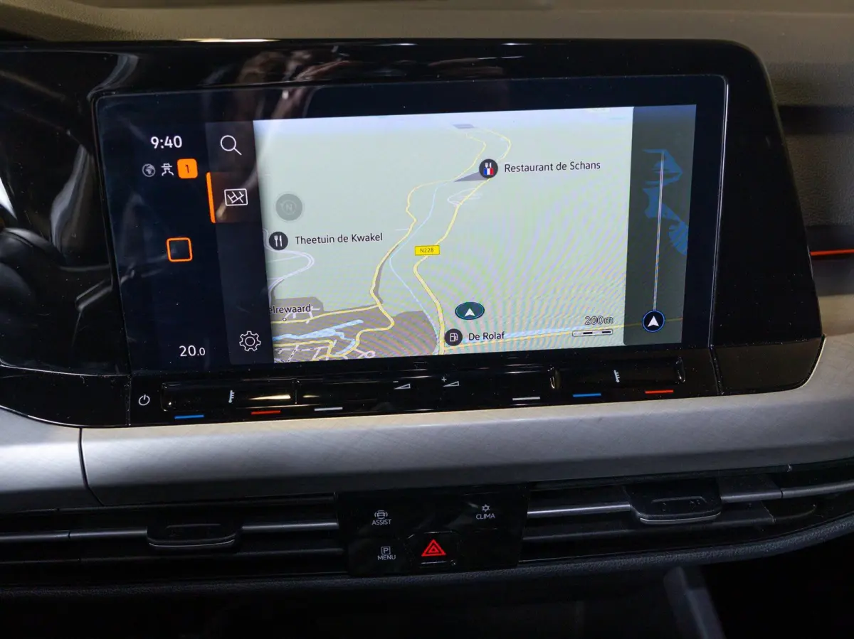 1.0 TSI Life / 110pk / Cruise / Airco / Klimaatregeling / Navigatie / Apple Carplay