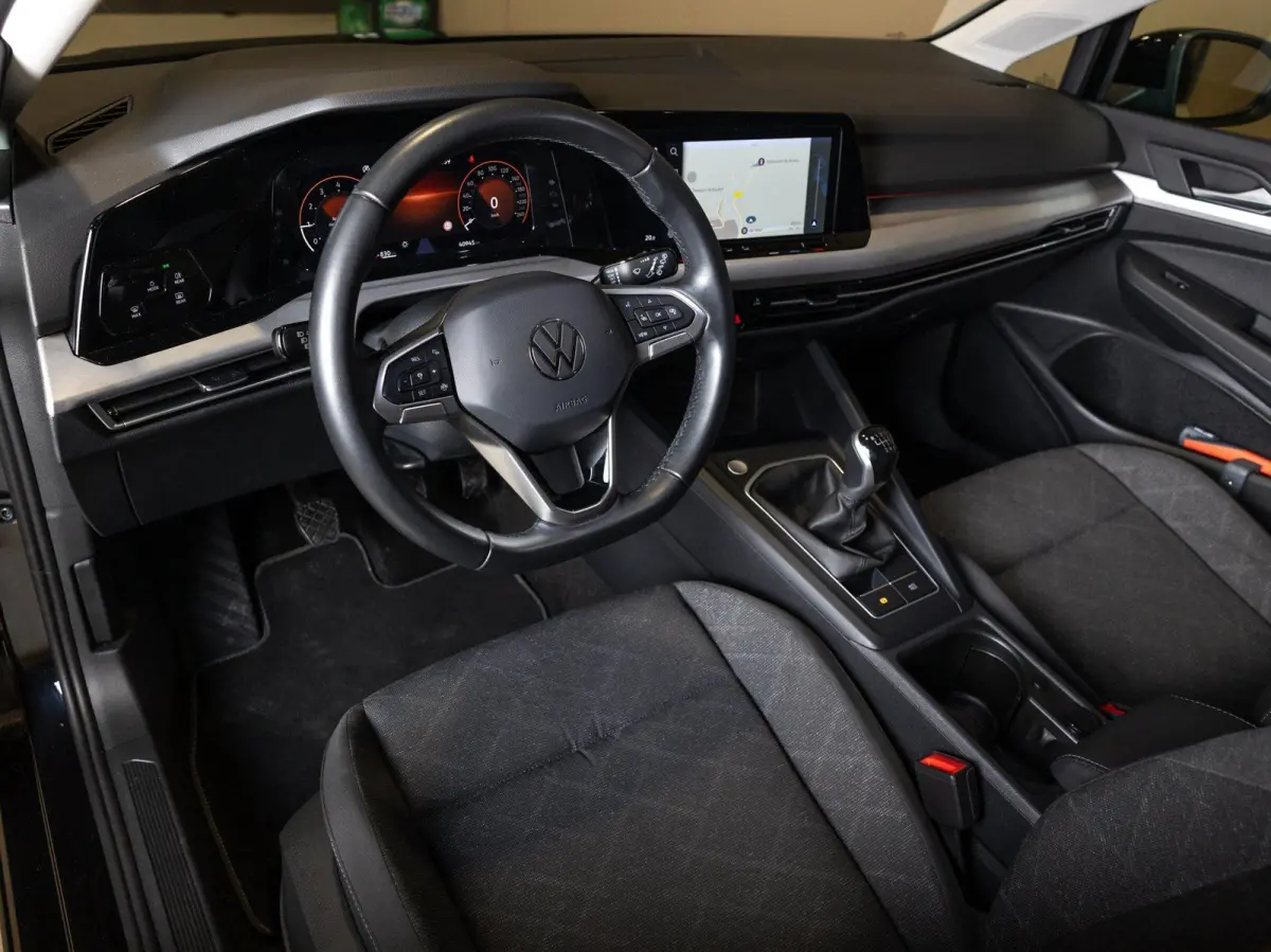 1.0 TSI Life / 110pk / Cruise / Airco / Klimaatregeling / Navigatie / Apple Carplay
