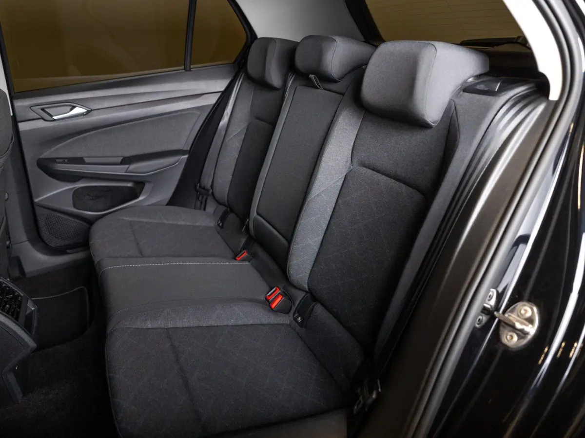1.0 TSI Life / 110pk / Cruise / Airco / Klimaatregeling / Navigatie / Apple Carplay