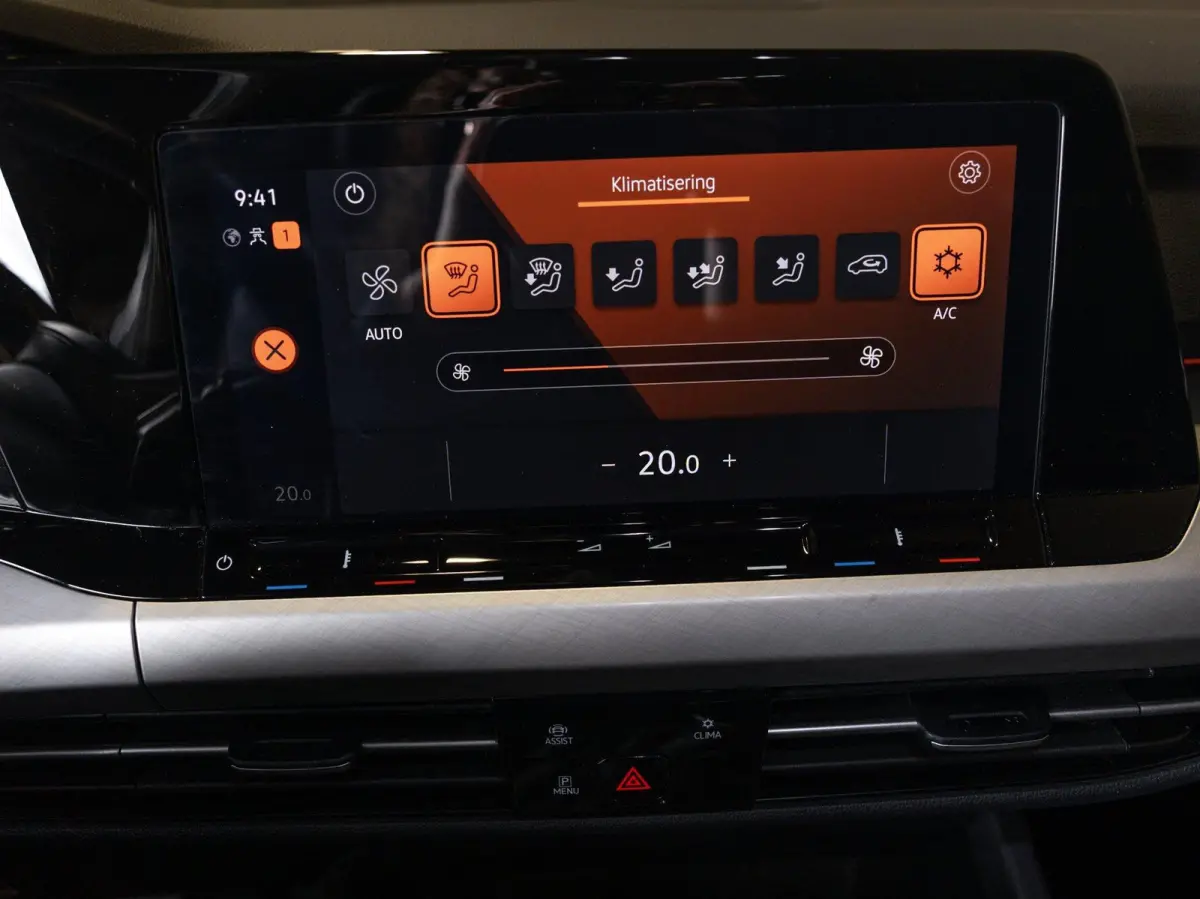 1.0 TSI Life / 110pk / Cruise / Airco / Klimaatregeling / Navigatie / Apple Carplay