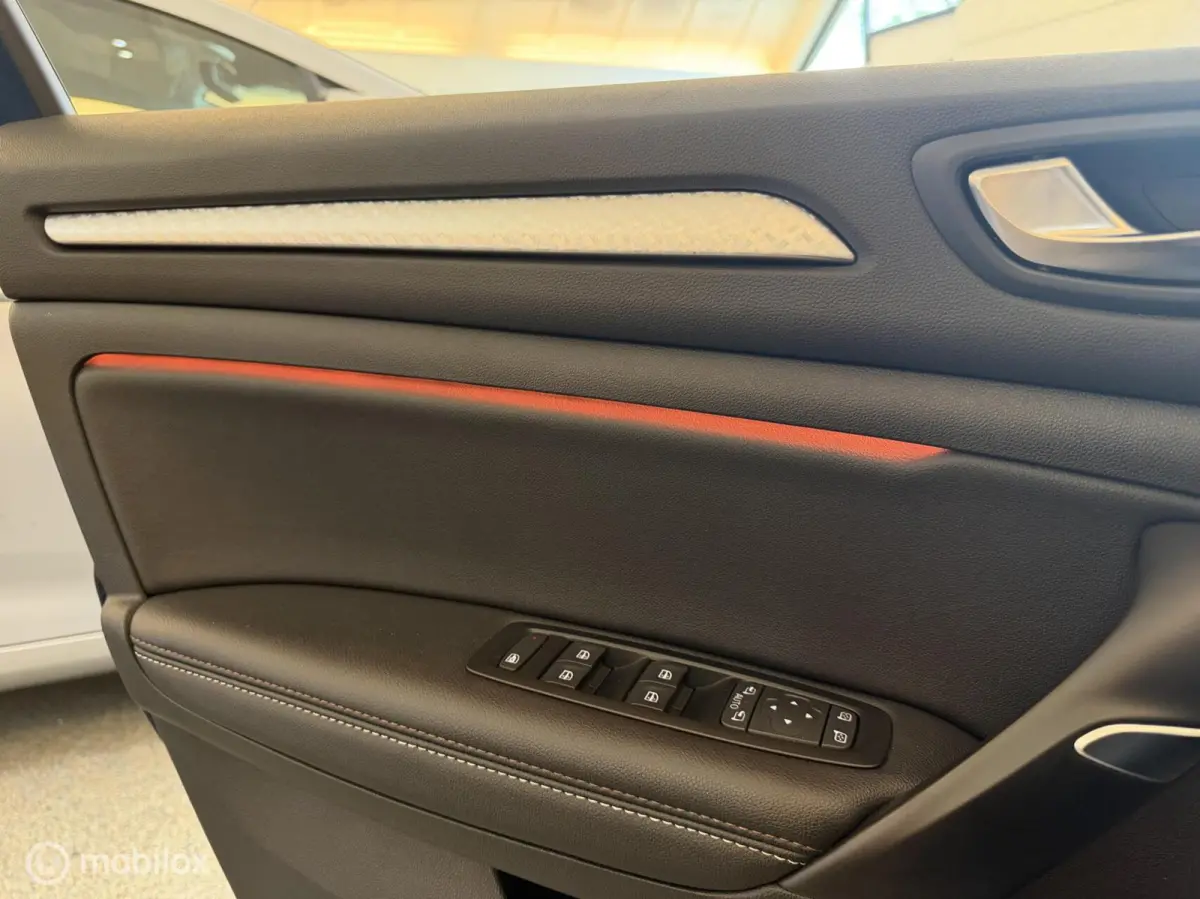 1.6 Plug-In Hybrid 160 Edition One