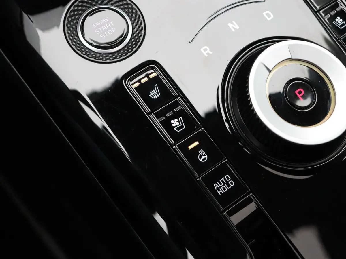 1.6 GDi Hybrid ExecutiveLine | Schuif/Kanteldak | Stoelverwarming | Head-Up Display | 1e Eigenaar |