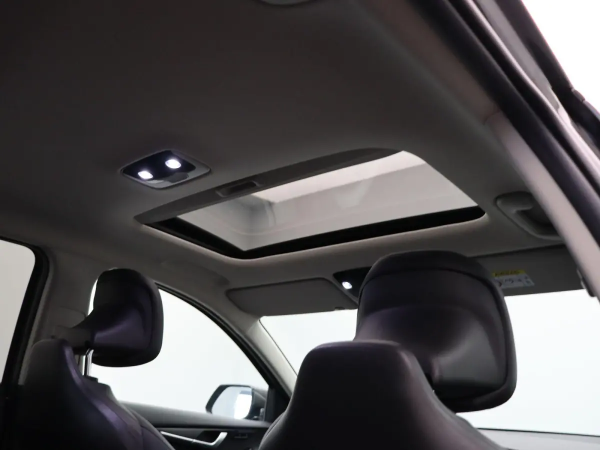 1.6 GDi Hybrid ExecutiveLine | Schuif/Kanteldak | Stoelverwarming | Head-Up Display | 1e Eigenaar |