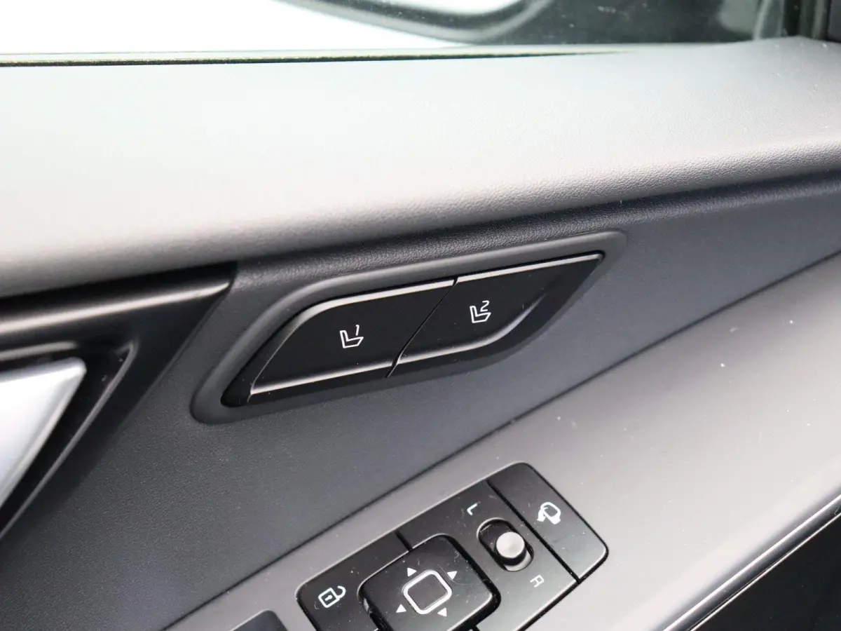 1.6 GDi Hybrid ExecutiveLine | Schuif/Kanteldak | Stoelverwarming | Head-Up Display | 1e Eigenaar |