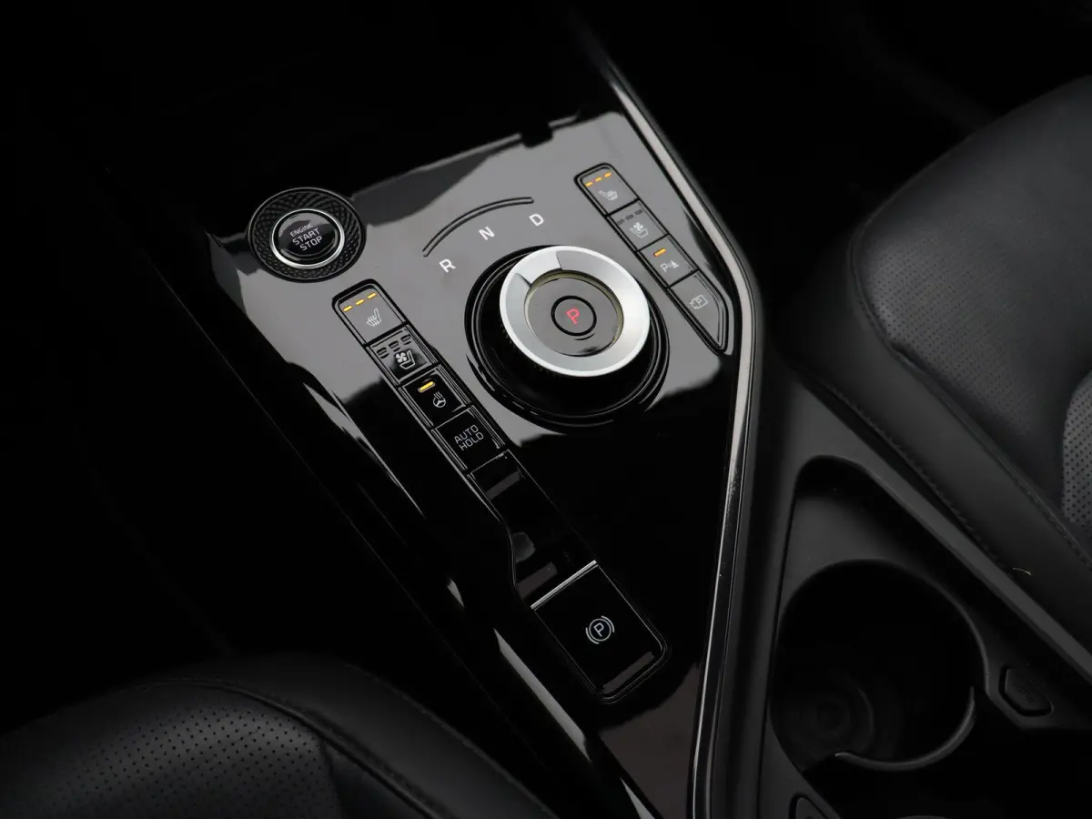 1.6 GDi Hybrid ExecutiveLine | Schuif/Kanteldak | Stoelverwarming | Head-Up Display | 1e Eigenaar |