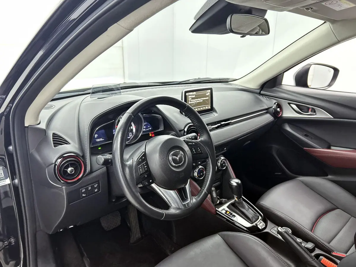 2.0 120pk GT-M Automaat | Navigatie | Head-Up Display | Climate Control | Adaptieve Cruise Control | Camera | 18"LMV | LED | Stoelverwarming | Dodehoekdetectie | Apple Carplay/Android Auto |