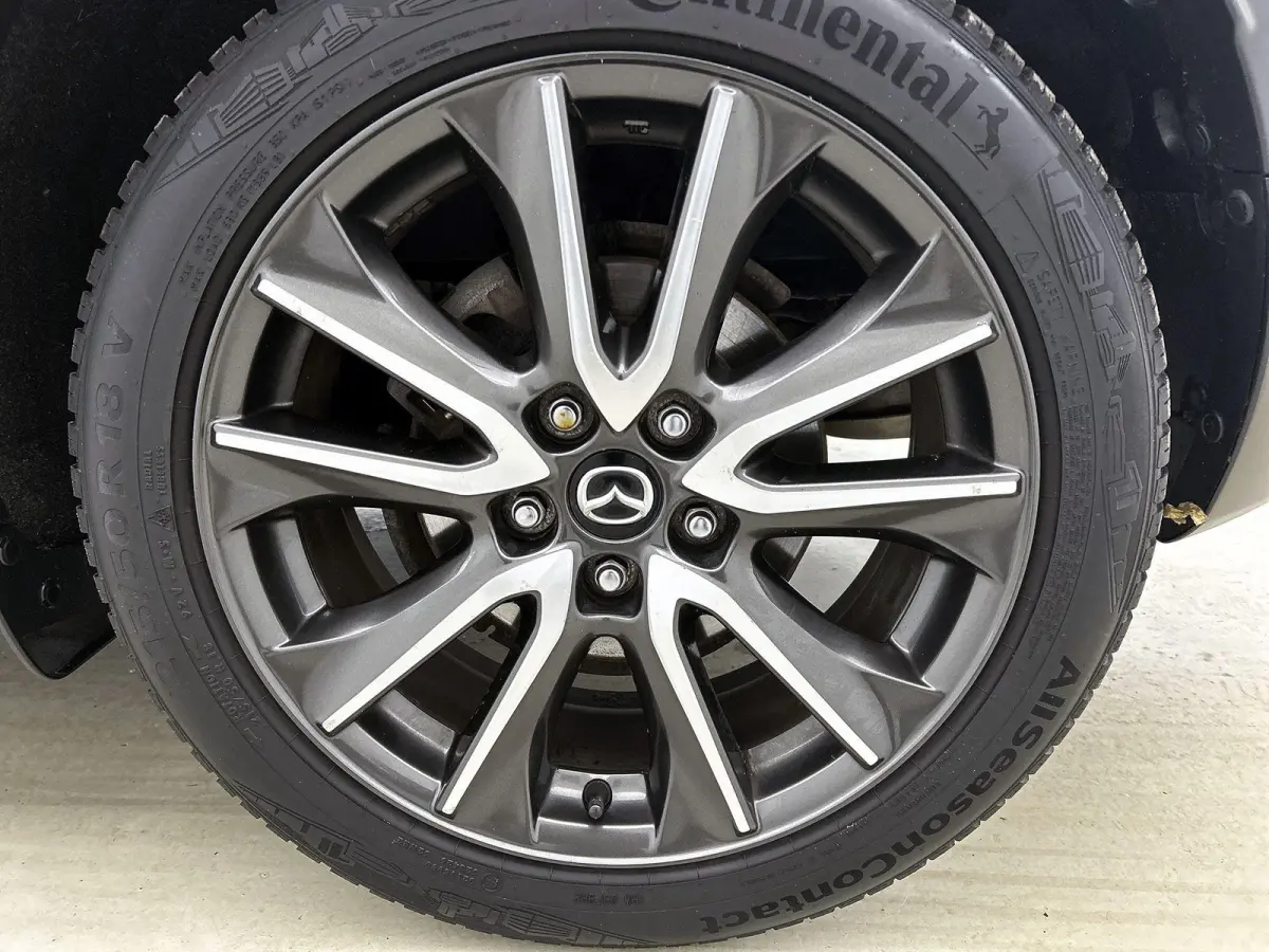 2.0 120pk GT-M Automaat | Navigatie | Head-Up Display | Climate Control | Adaptieve Cruise Control | Camera | 18"LMV | LED | Stoelverwarming | Dodehoekdetectie | Apple Carplay/Android Auto |