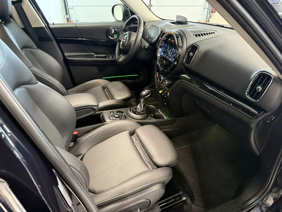 2.0 Cooper SE ALL4 Pano/H&K/Leder/Camera