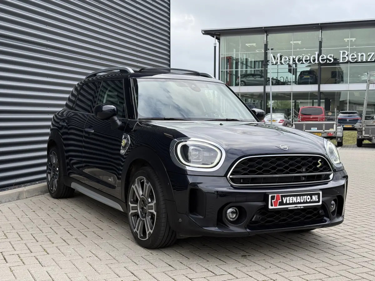 2.0 Cooper SE ALL4 Pano/H&K/Leder/Camera