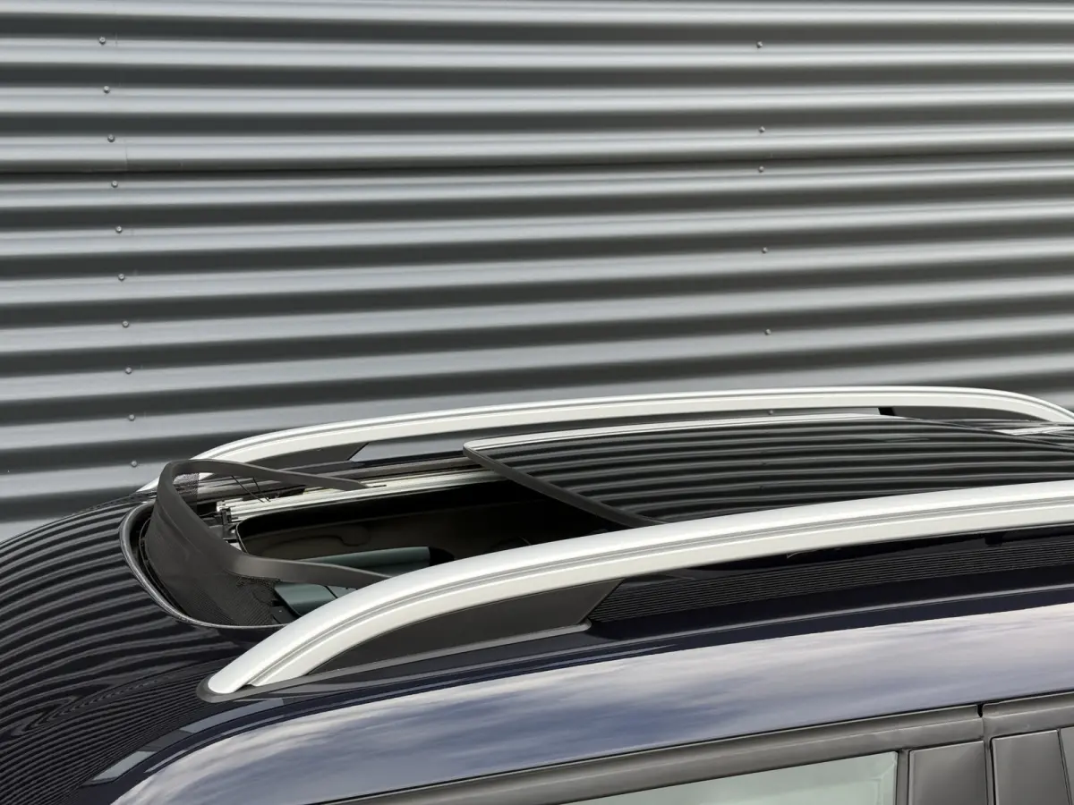 2.0 Cooper SE ALL4 Pano/H&K/Leder/Camera
