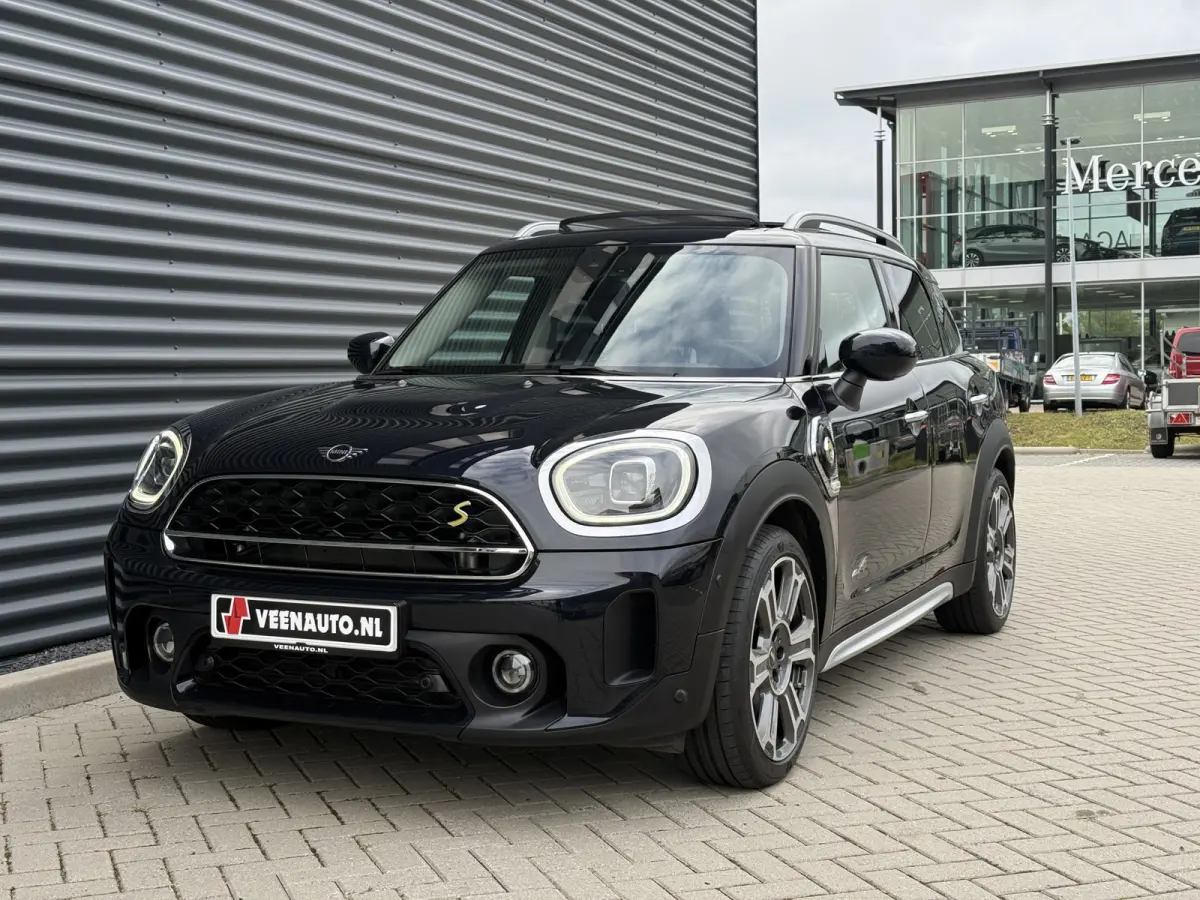 2.0 Cooper SE ALL4 Pano/H&K/Leder/Camera