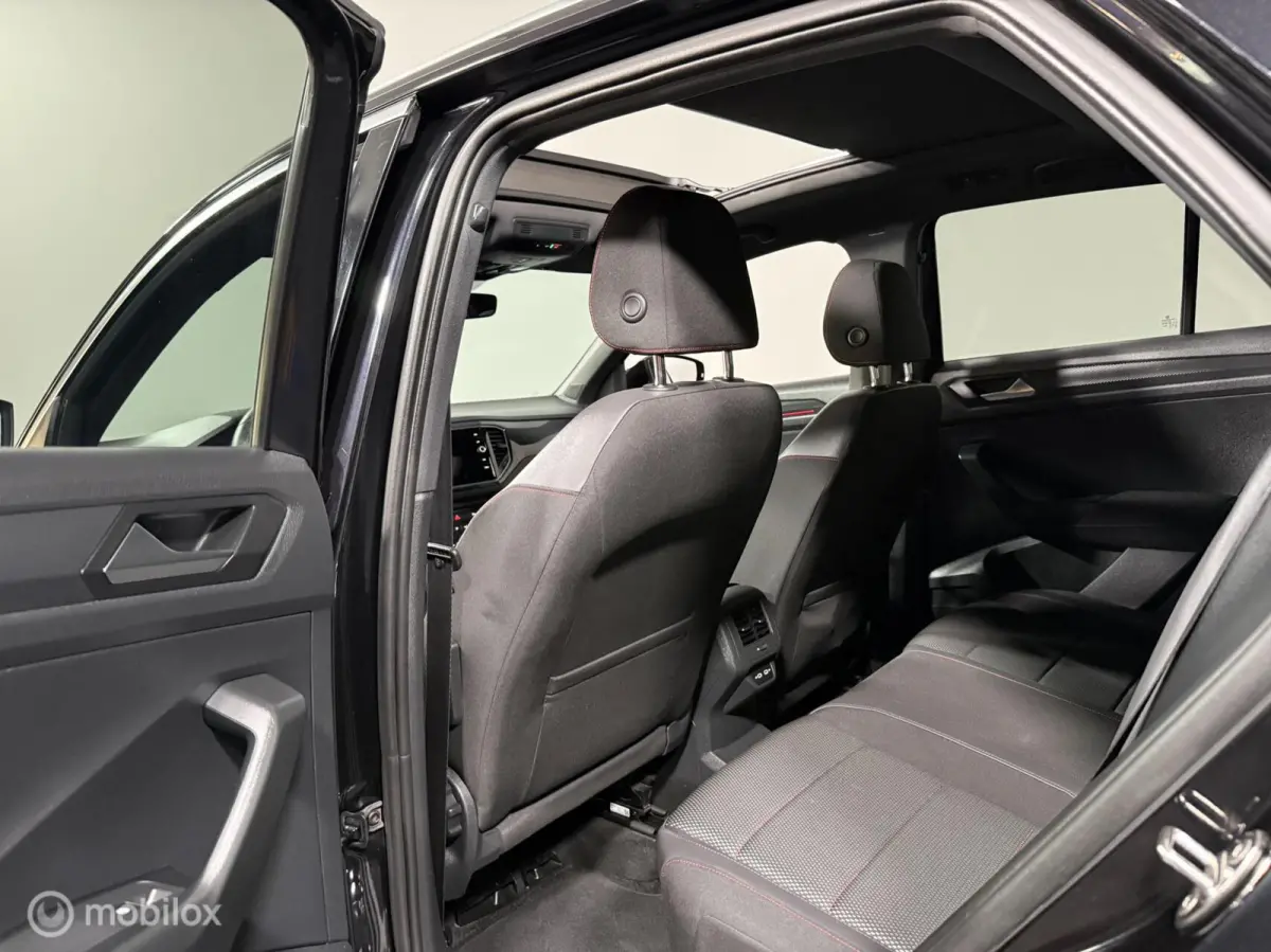 1.5 TSI R-LINE |PANO | AD.CRUISE | APPCNNCT