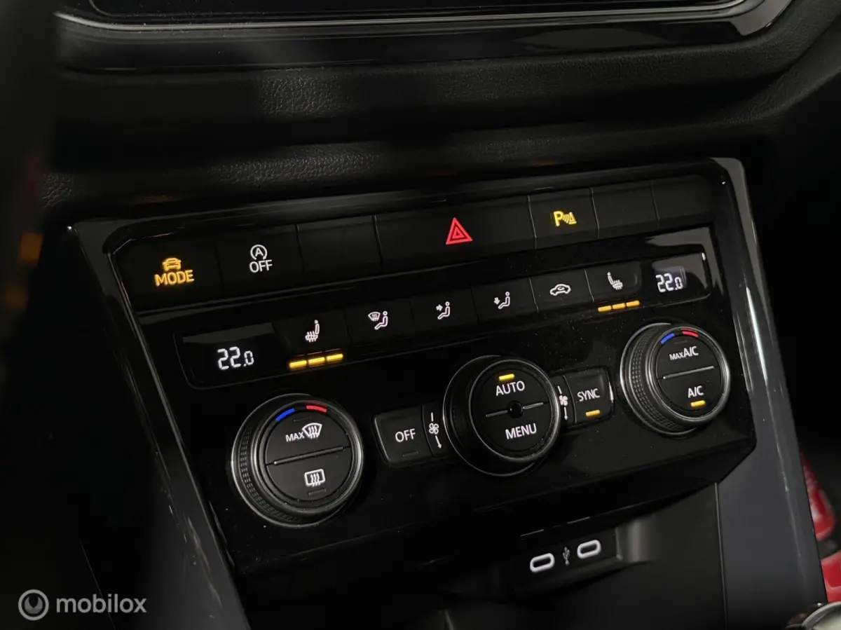 1.5 TSI R-LINE |PANO | AD.CRUISE | APPCNNCT