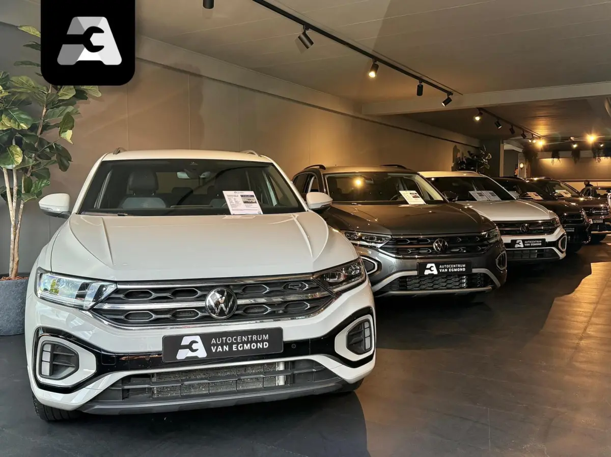 1.5 TSI R-LINE |PANO | AD.CRUISE | APPCNNCT