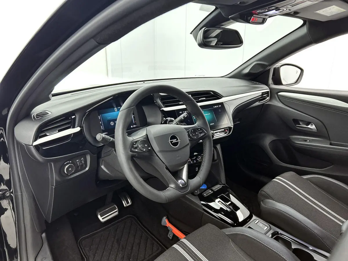 1.2 110pk Hybrid GS Automaat | Navigatie | Climate Control | Cruise Control | Camera | 16"LMV | Keyless Entry/Start | LED | Apple Carplay/Android Auto |