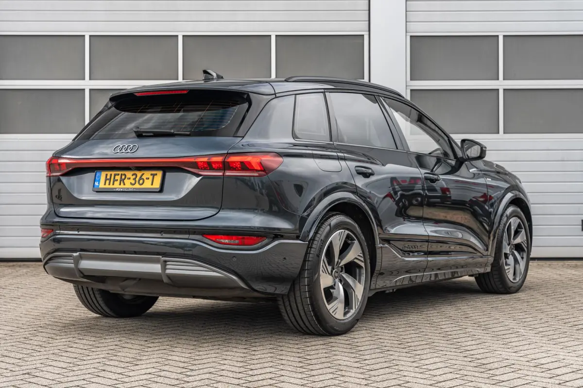 Performance 306pk Advanced edition 100 kWh | Trekhaak | Luchtvering | 360 camera | 20'' Velgen