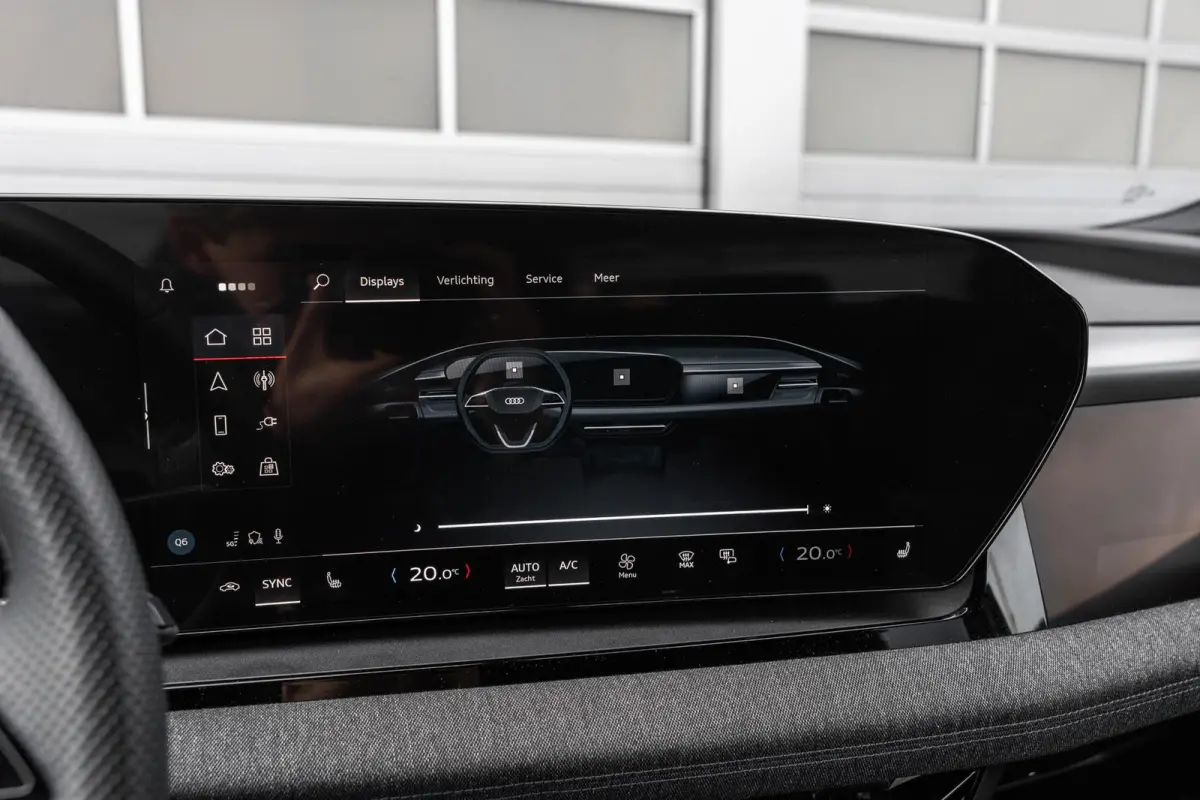 Performance 306pk Advanced edition 100 kWh | Trekhaak | Luchtvering | 360 camera | 20'' Velgen