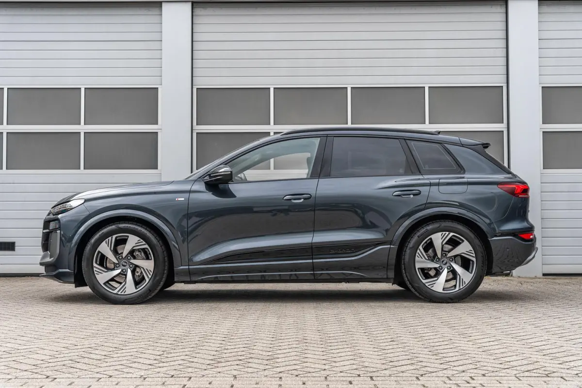 Performance 306pk Advanced edition 100 kWh | Trekhaak | Luchtvering | 360 camera | 20'' Velgen