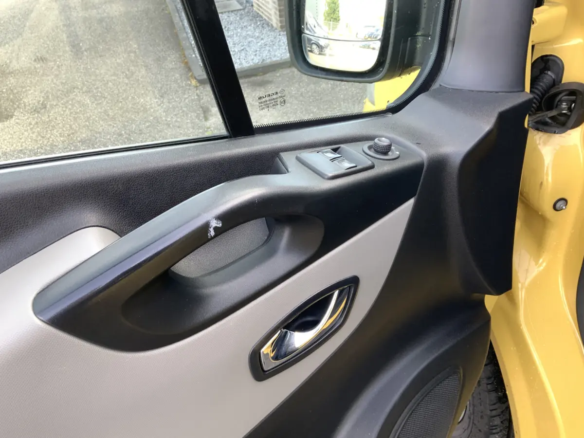 1.6 DCI T27 L1H1 Airco Cruise 3 Zits Trekhaak 2000 KG Euro 6
