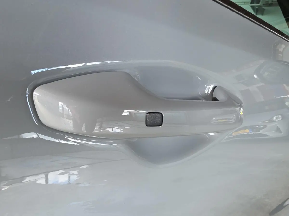 1.0 T-GDi MHEV Design Edition Automaat | Elektrische achterklep | Privacy glass