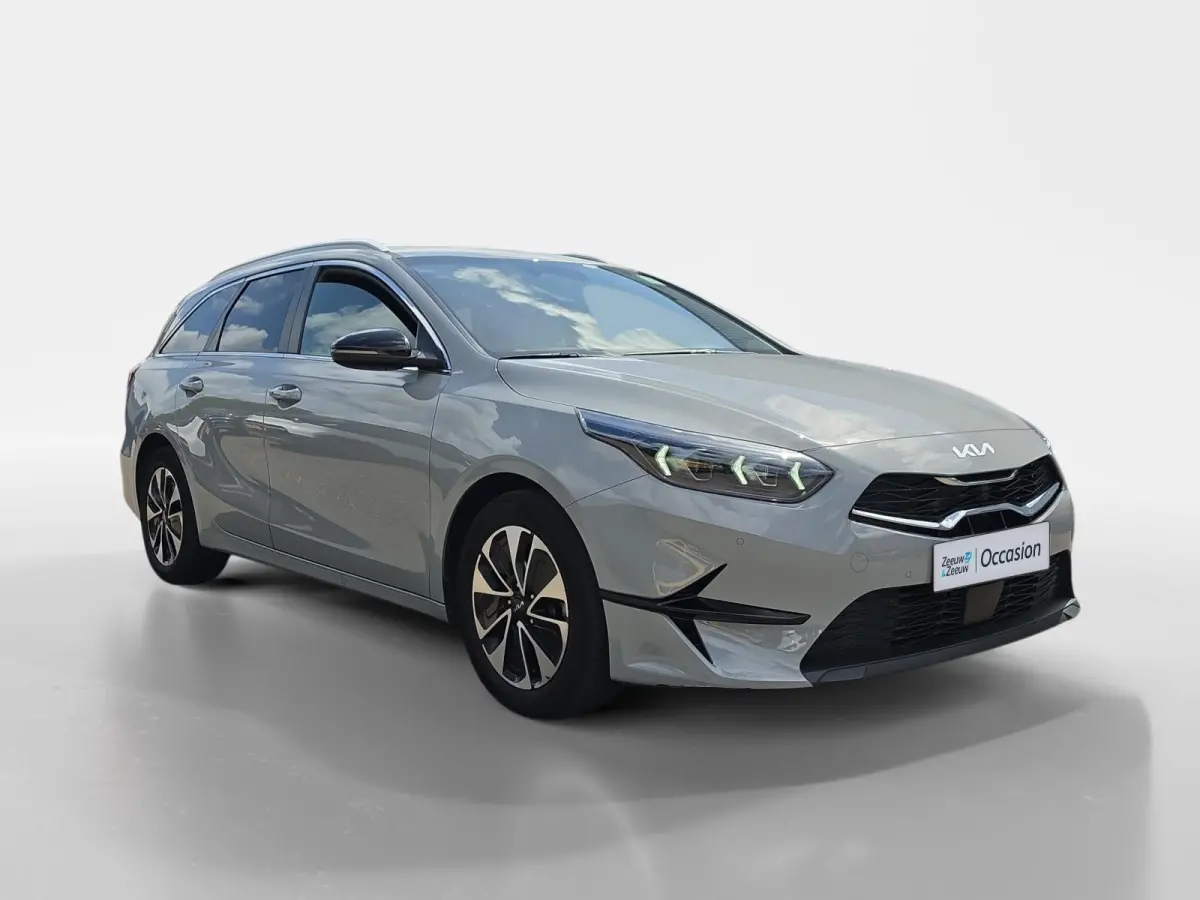 1.0 T-GDi MHEV Design Edition Automaat | Elektrische achterklep | Privacy glass