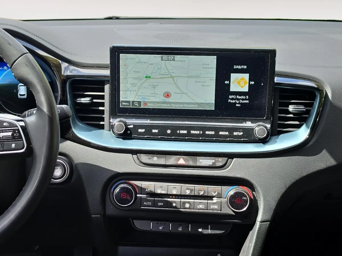 1.0 T-GDi MHEV Design Edition Automaat | Elektrische achterklep | Privacy glass