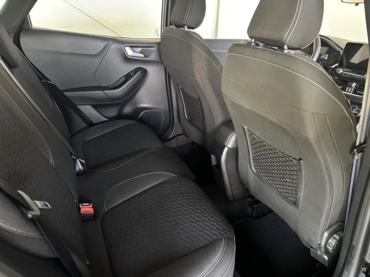 1.0 EcoBoost Titanium Automaat