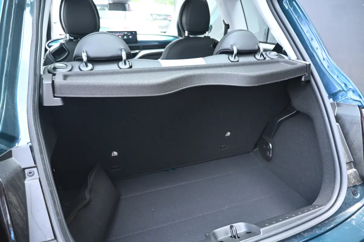 1.0 Hybrid Torino Launch Edition Tot 8 Jaar Garantie! | Navigatie | Full-LED | Climate Control | Keyless-Start | !!