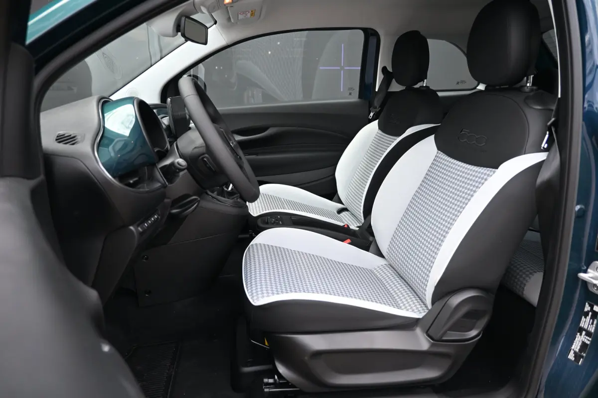 1.0 Hybrid Torino Launch Edition Tot 8 Jaar Garantie! | Navigatie | Full-LED | Climate Control | Keyless-Start | !!