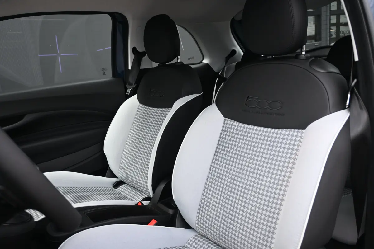 1.0 Hybrid Torino Launch Edition Tot 8 Jaar Garantie! | Navigatie | Full-LED | Climate Control | Keyless-Start | !!