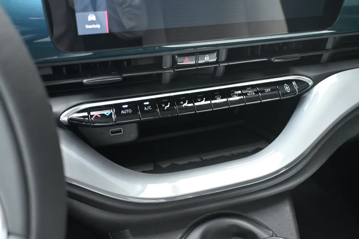 1.0 Hybrid Torino Launch Edition Tot 8 Jaar Garantie! | Navigatie | Full-LED | Climate Control | Keyless-Start | !!