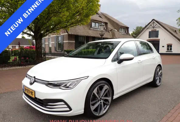 1.0TSI / ACC / CARPLAY / PDC / 19''