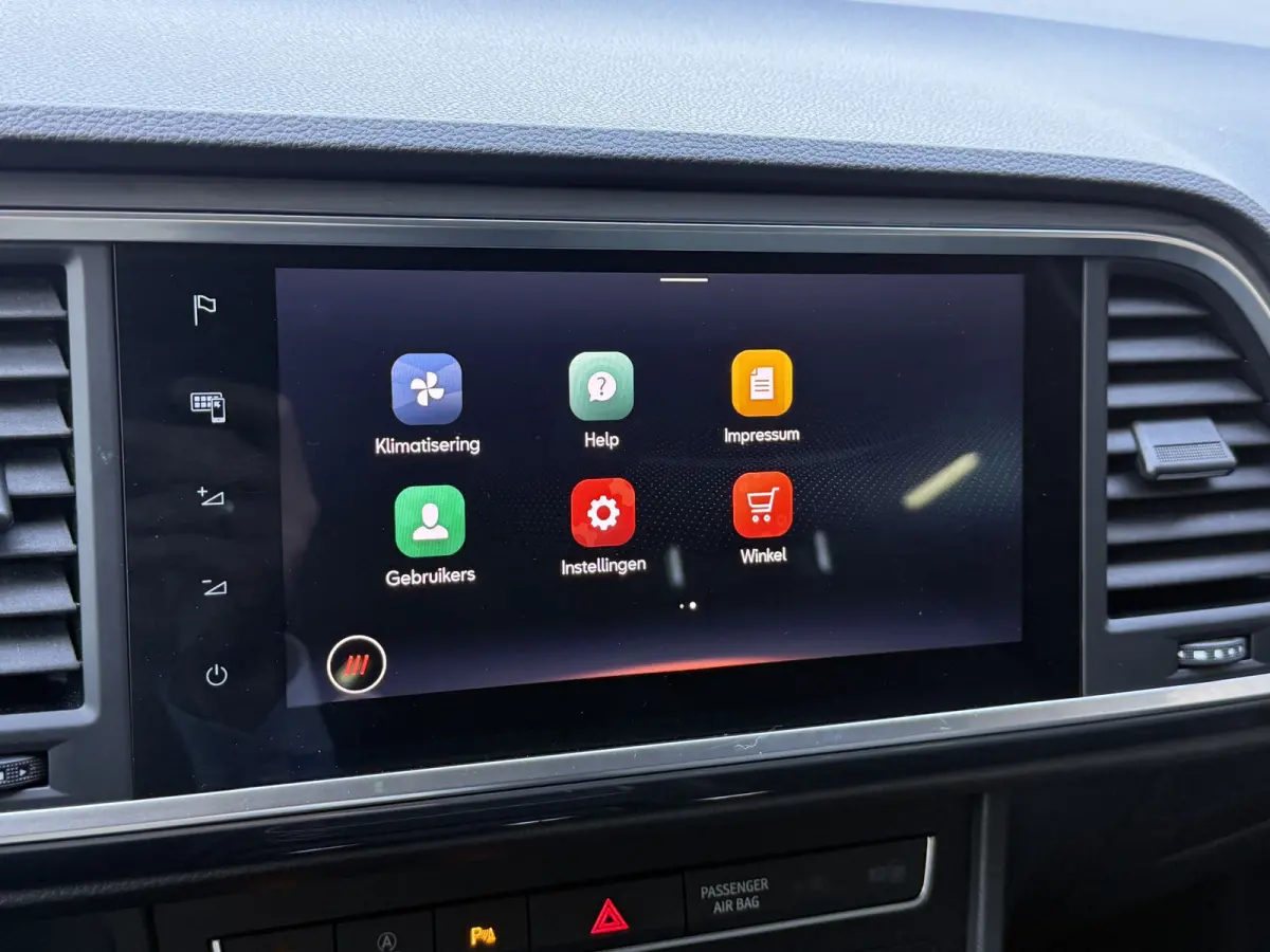 1.5 TSI Style Business Intense | Park Assist | Camera | Apple/Android Auto