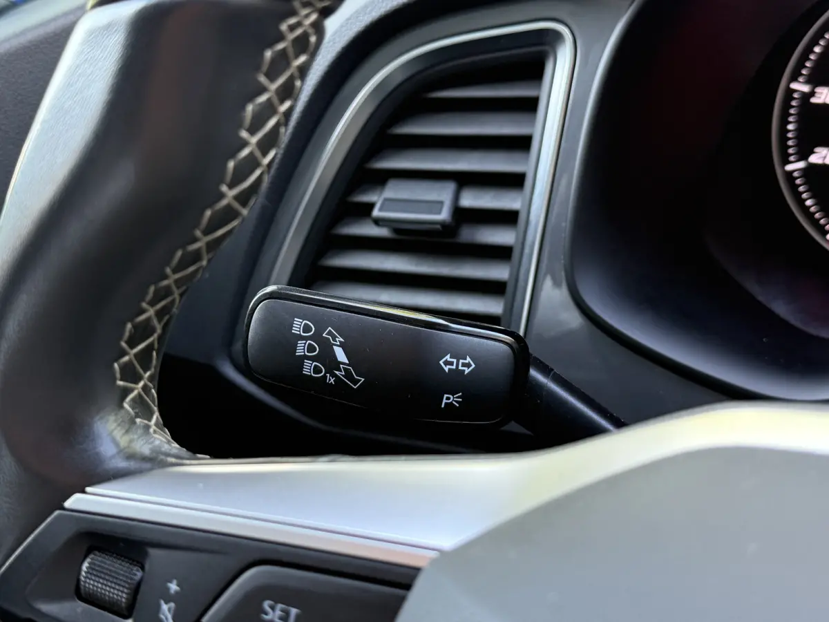 1.5 TSI Style Business Intense | Park Assist | Camera | Apple/Android Auto