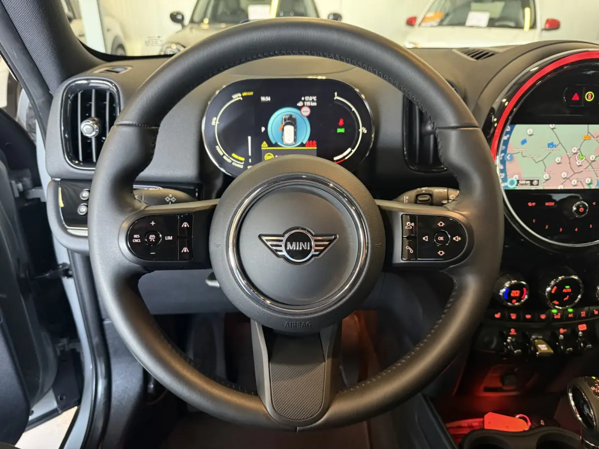 2.0 Cooper SE ALL4 Camera/Leder/Apple/Elec stoel