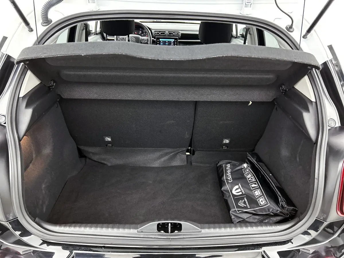 1.2 82pk Feel Edition | Navigatie | Climate Control | Cruise Control | Parkeersensoren | 16"LMV | LED | Apple Carplay/Android Auto |